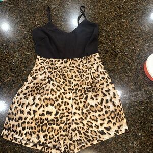 Pink Lily Black and Leopard Print Romper size small
